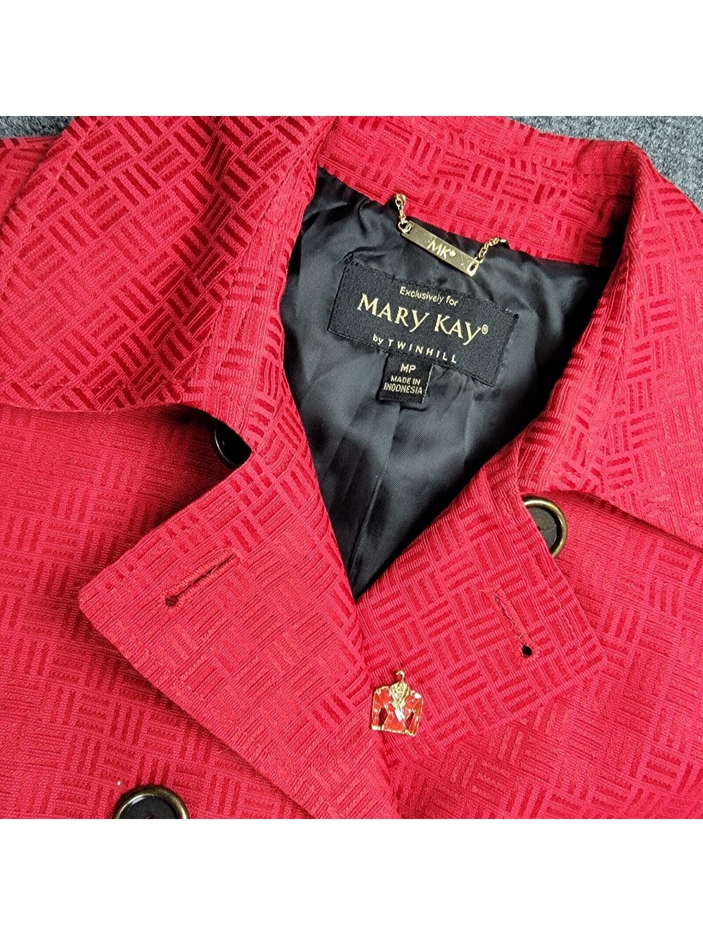 Mary Kay by Twinhill Red Textured Double-Breasted Peacoat with Waist Tie size MP